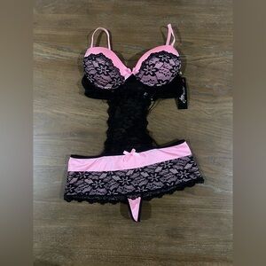 Elegant Pink and Black Lace Lingerie one piece size large NWT